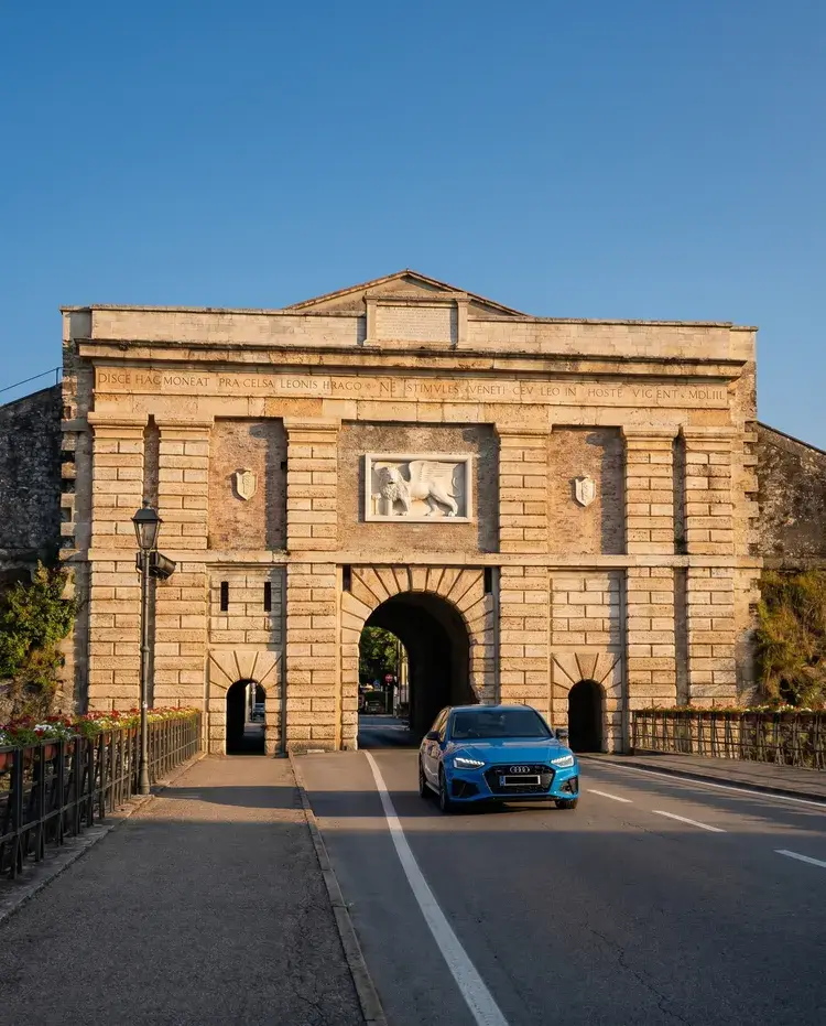 Wow Architecture historic spot in Valeggio sul Mincio