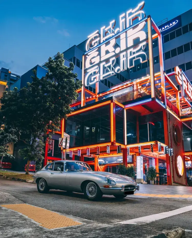 Wow Architecture colourful spot in Singapore