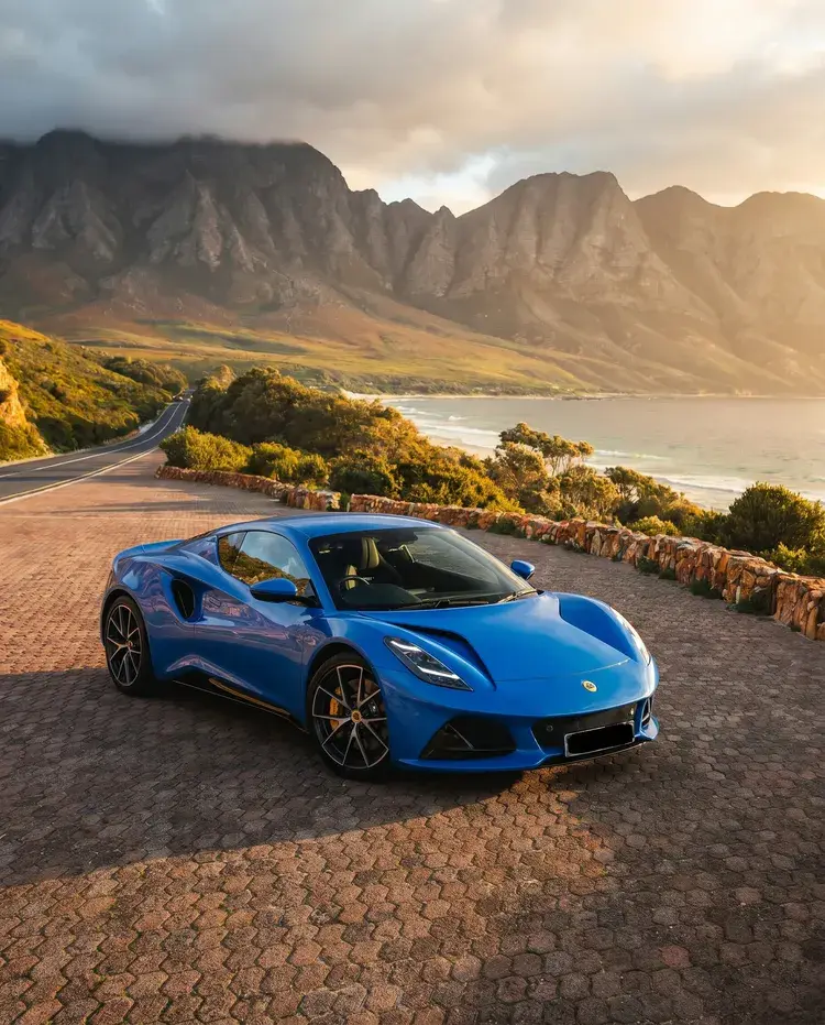 Waterfront mountain spot in Somerset West