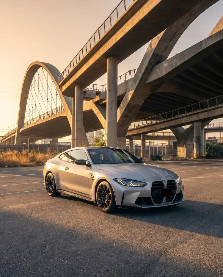 Modern bridge spot in Los Angeles