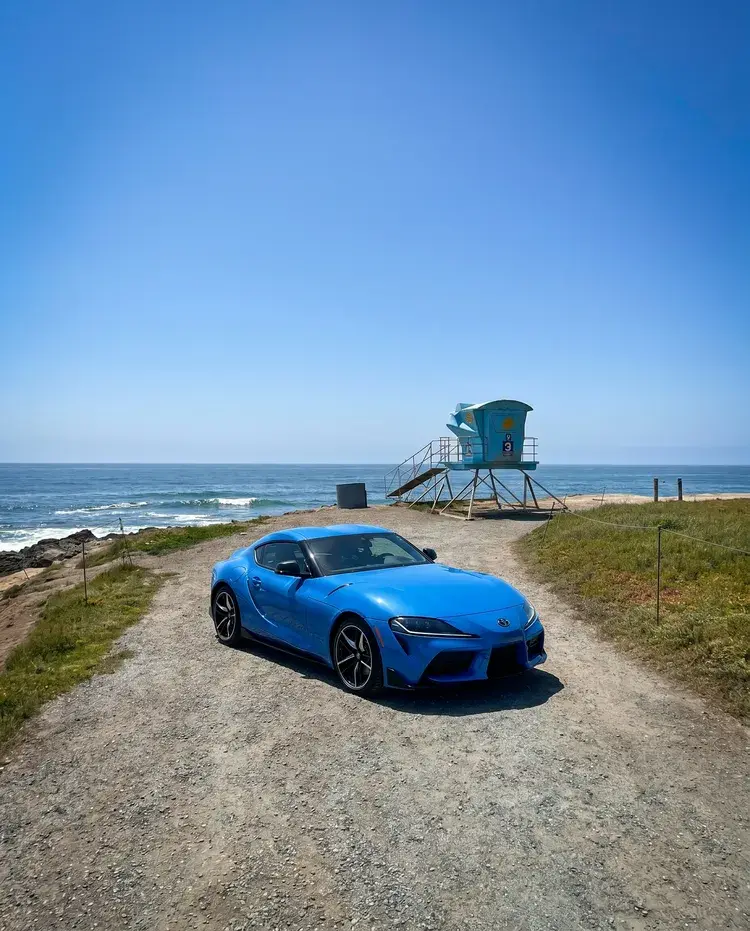 Waterfront natural horizon spot in Malibu