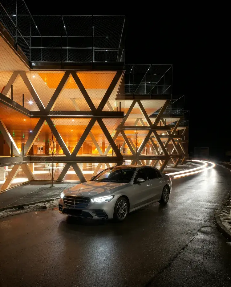 Wow Architecture modern spot in Ebbs